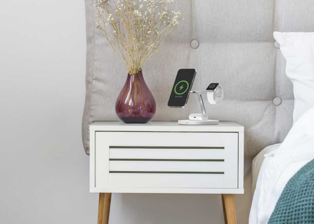 Belkin 3 in 1 BoostCharge Pro Nightstand