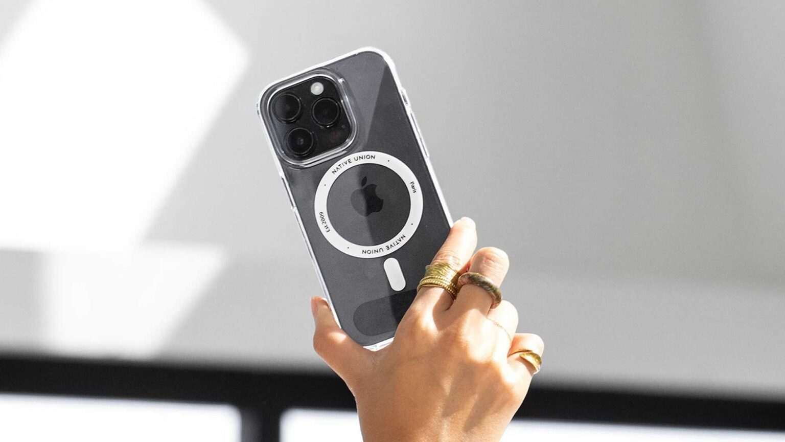 How to Clean MagSafe Case Based on Material MagSafeHub