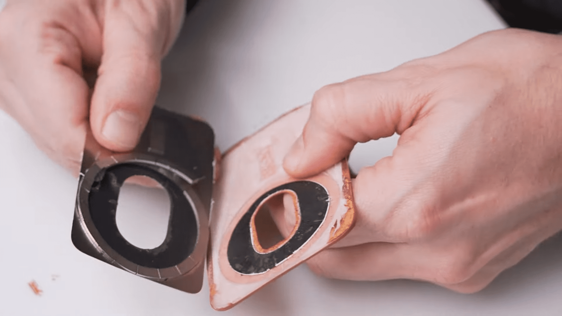 Does Apple's MagSafe Wallet Have "Find My"? MagSafeHub